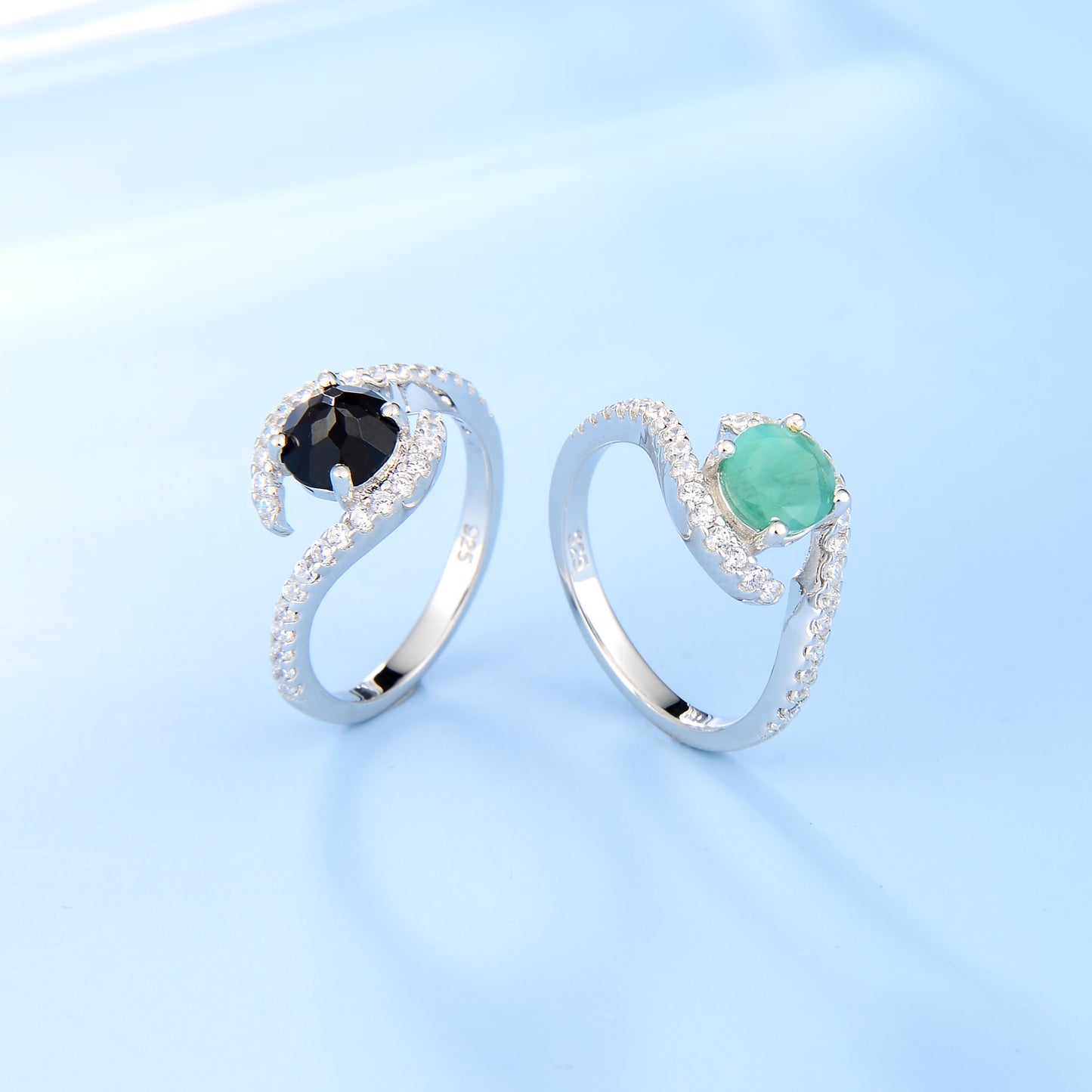 Unique Niche Sun God's Eye Natural Garnet Ring s925Sterling Silver Emerald Gemstone Ring for Men and Women