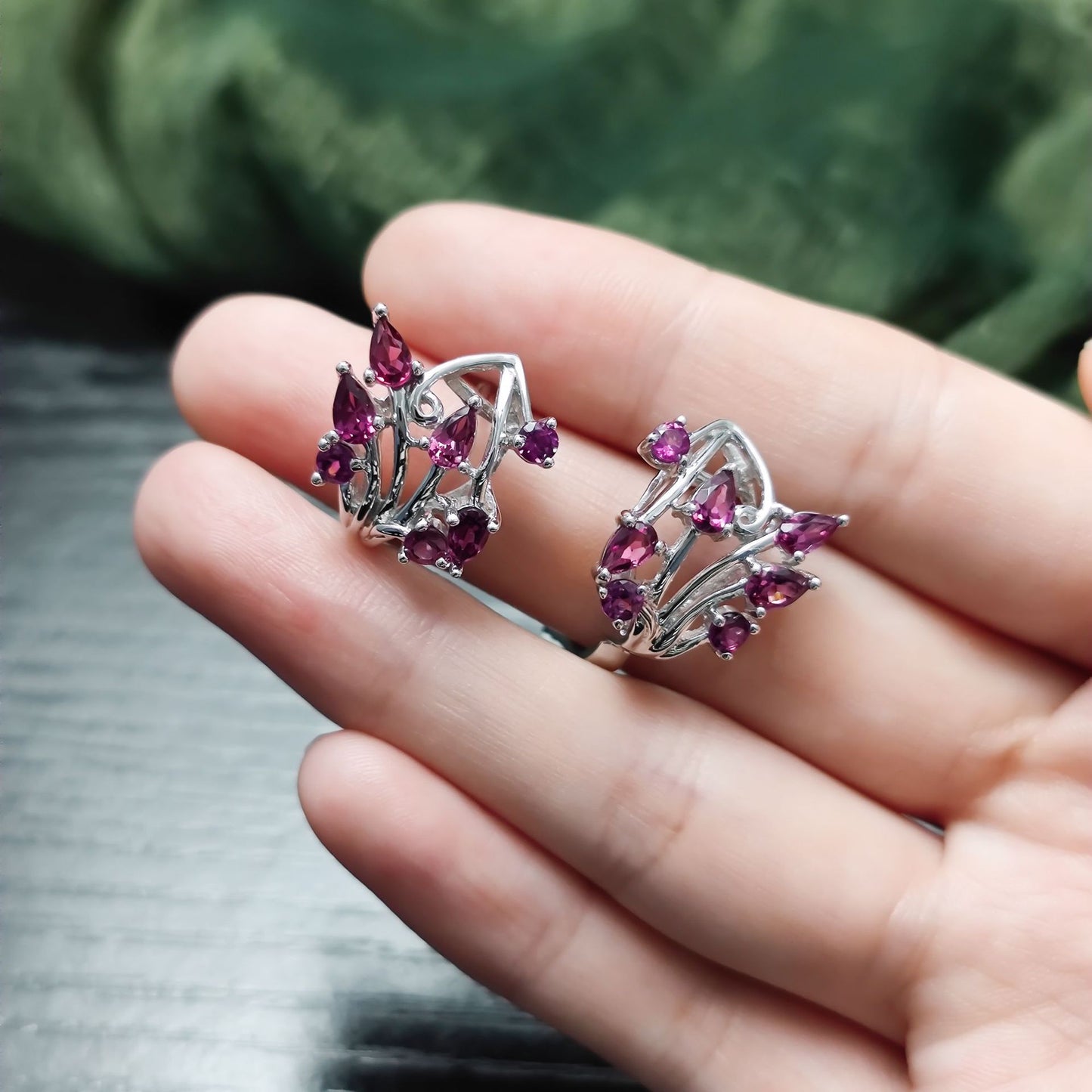 Natural Style Leaf Branch Earrings S925Sterling Silver Inlaid Natural Garnet Niche Design Earrings New Style