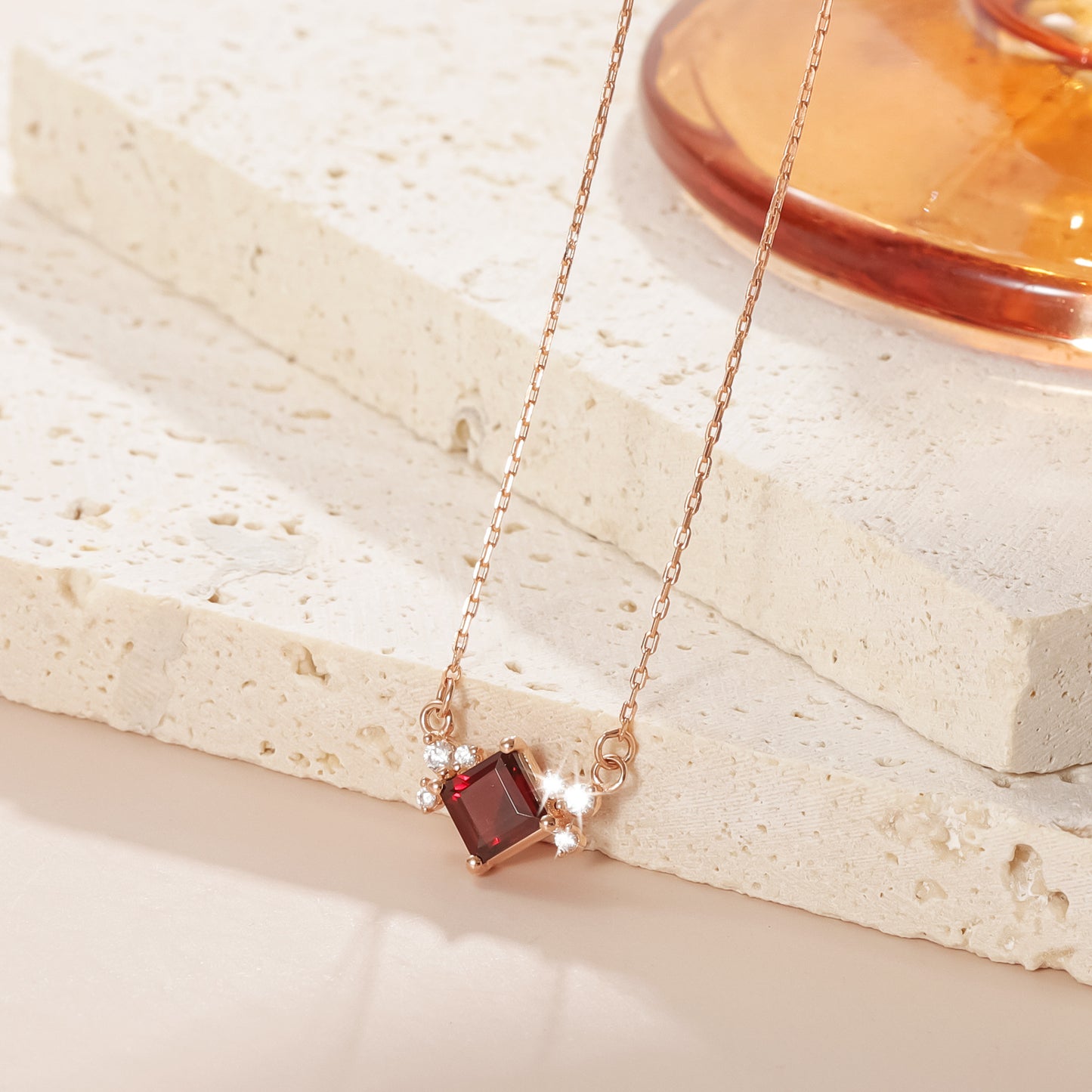Korean Style Fresh Rhombus Gemstone Necklace Enhances Fairness s925Sterling Silver Plated18k Rose Gold Natural Garnet Necklace