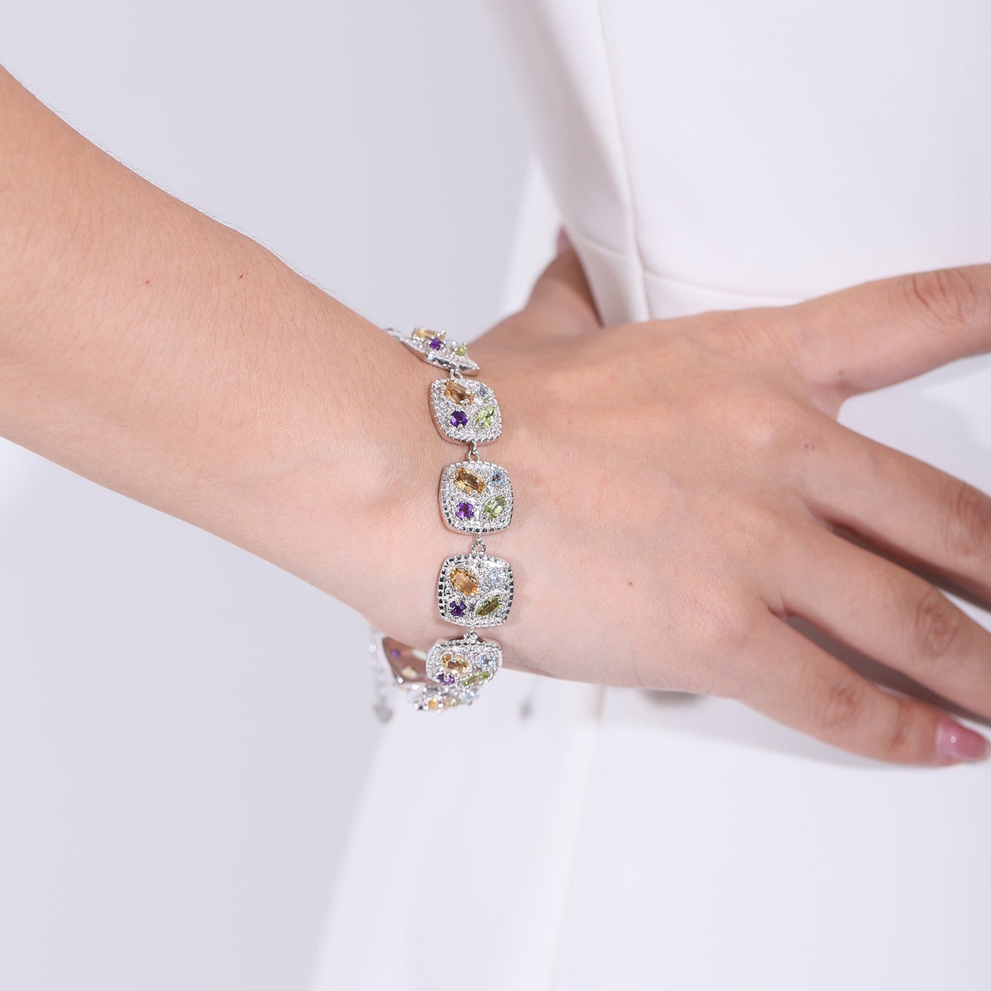 Unique Niche Design Light Luxury Natural Colorful Gemstone Bracelet S925Sterling Silver Plated18k Gold Bracelet