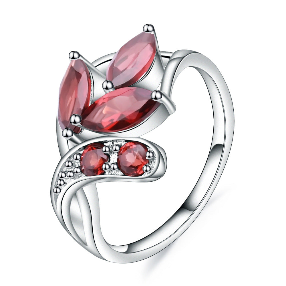 Design Sense Natural Gemstone Ring for Women Fashion Personality s925Silver Inlaid Natural Garnet Ring