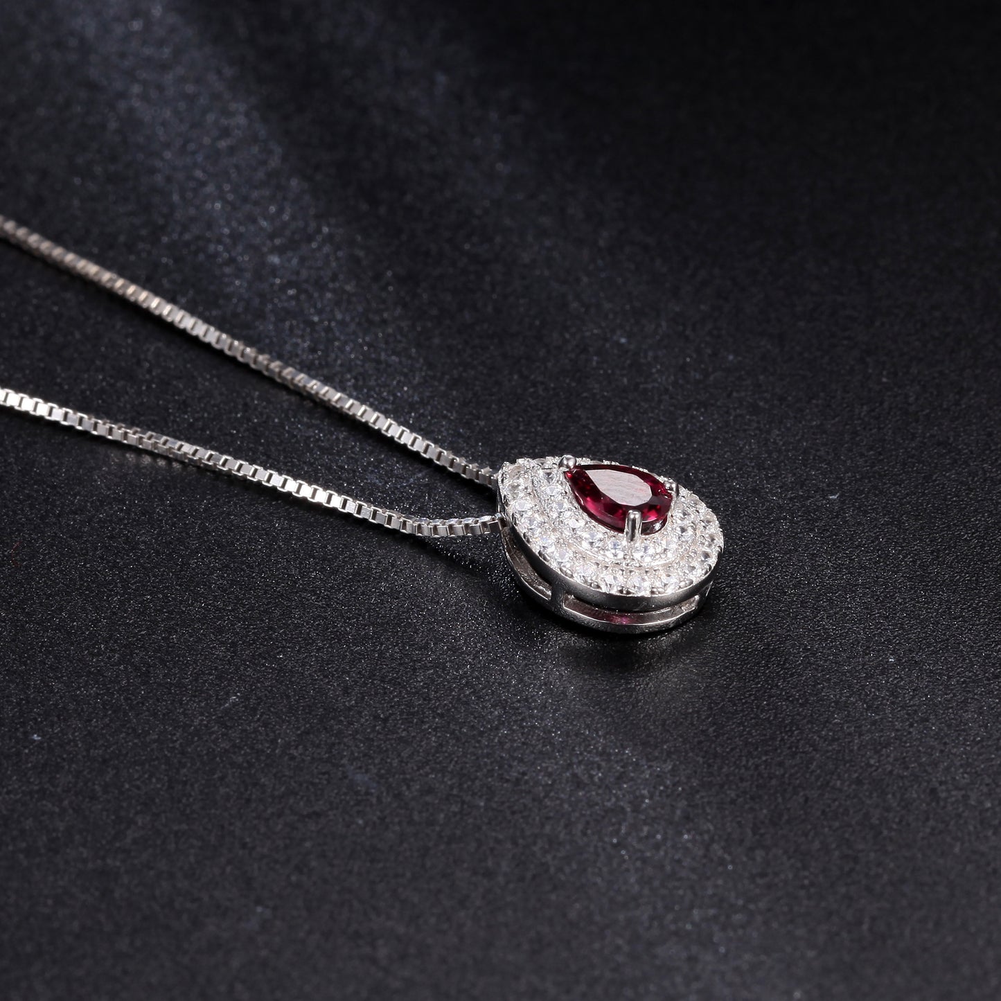 New Fashion Design Light Luxury Gemstone Necklace French Romantic s925Silver Inlaid Natural Gemstone Necklace Pendant