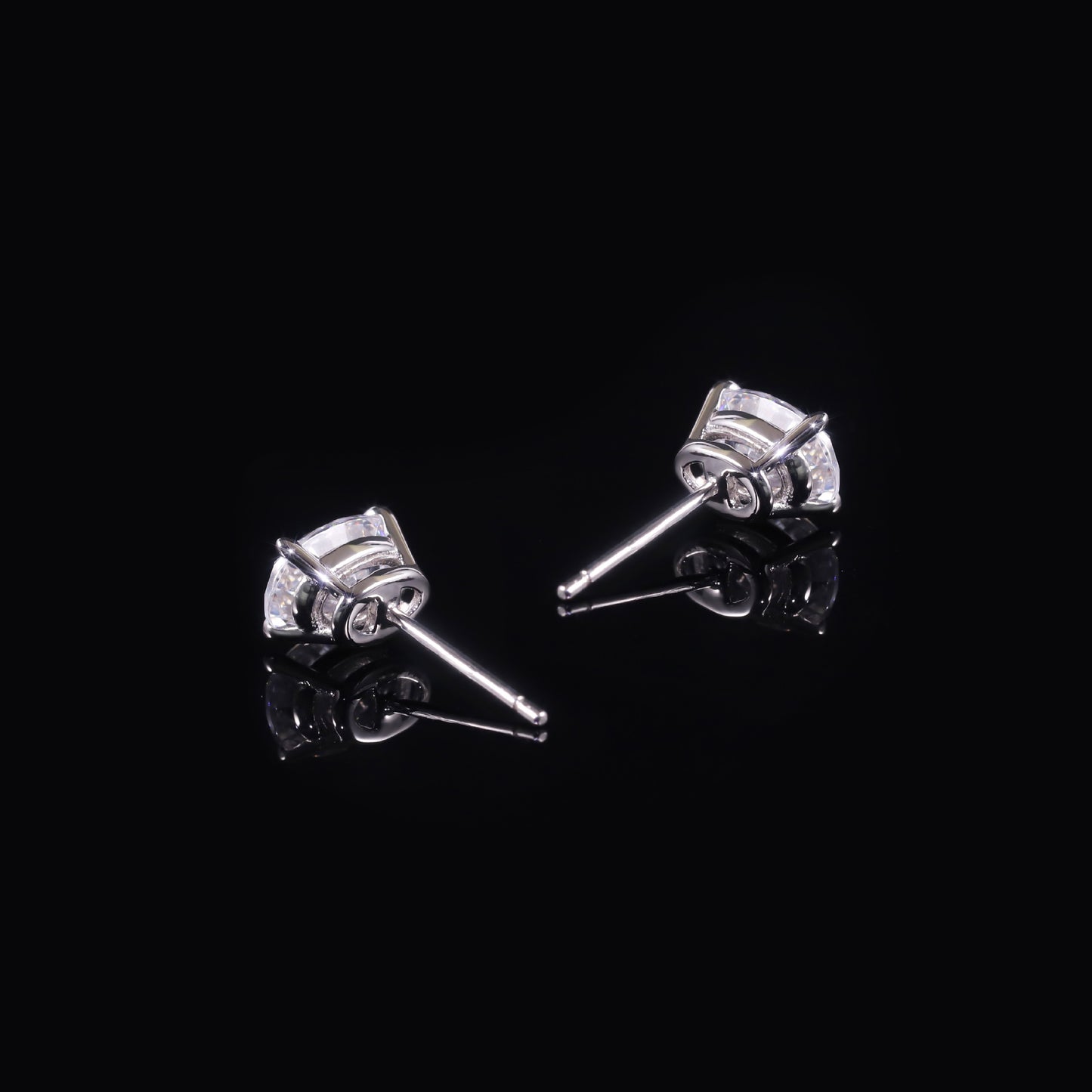 European Style Oval Moissanite Stud Earrings with Four Claws0.5/1/2Carat Egg Shape s925Minimalist Sterling Silver Earrings for Women