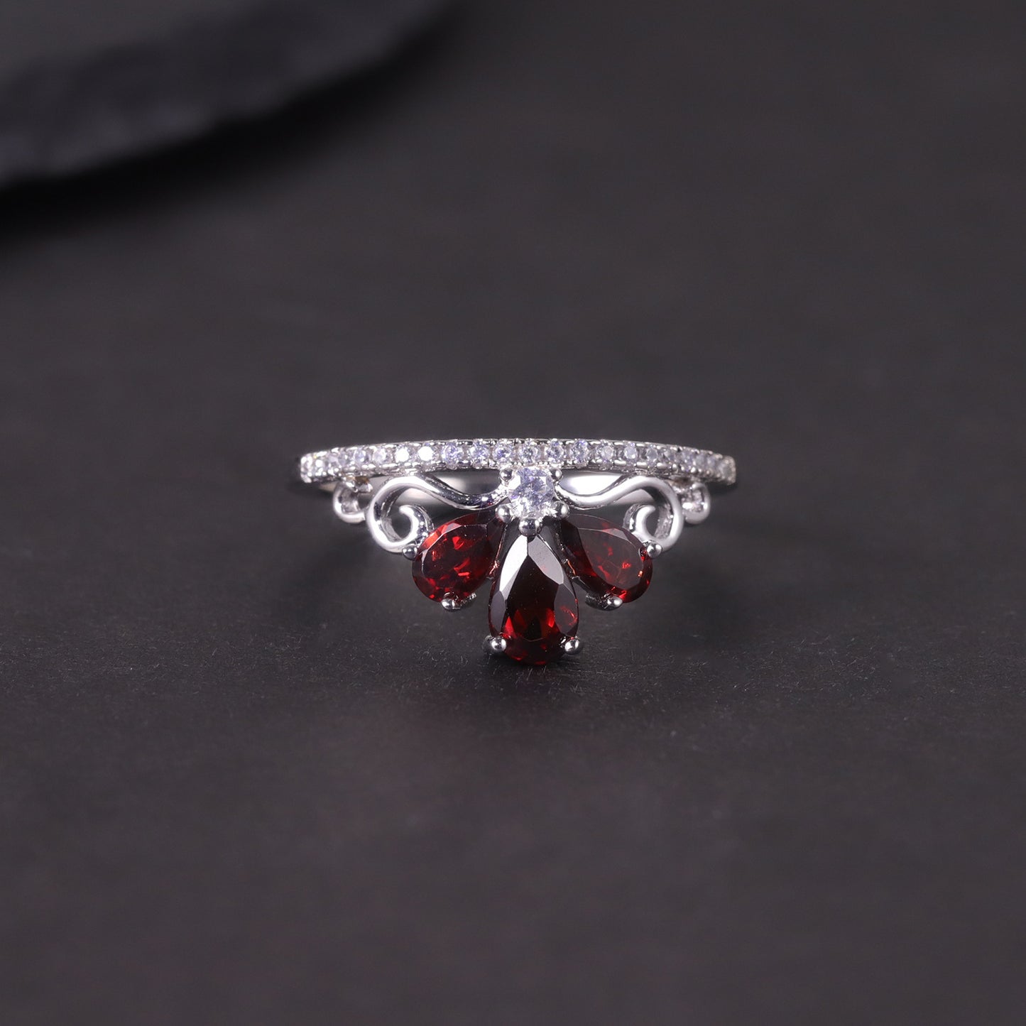 Sweet Crown Natural Topaz Ring s925Sterling Silver Inlaid Garnet Diopside Crown Ring Elegant