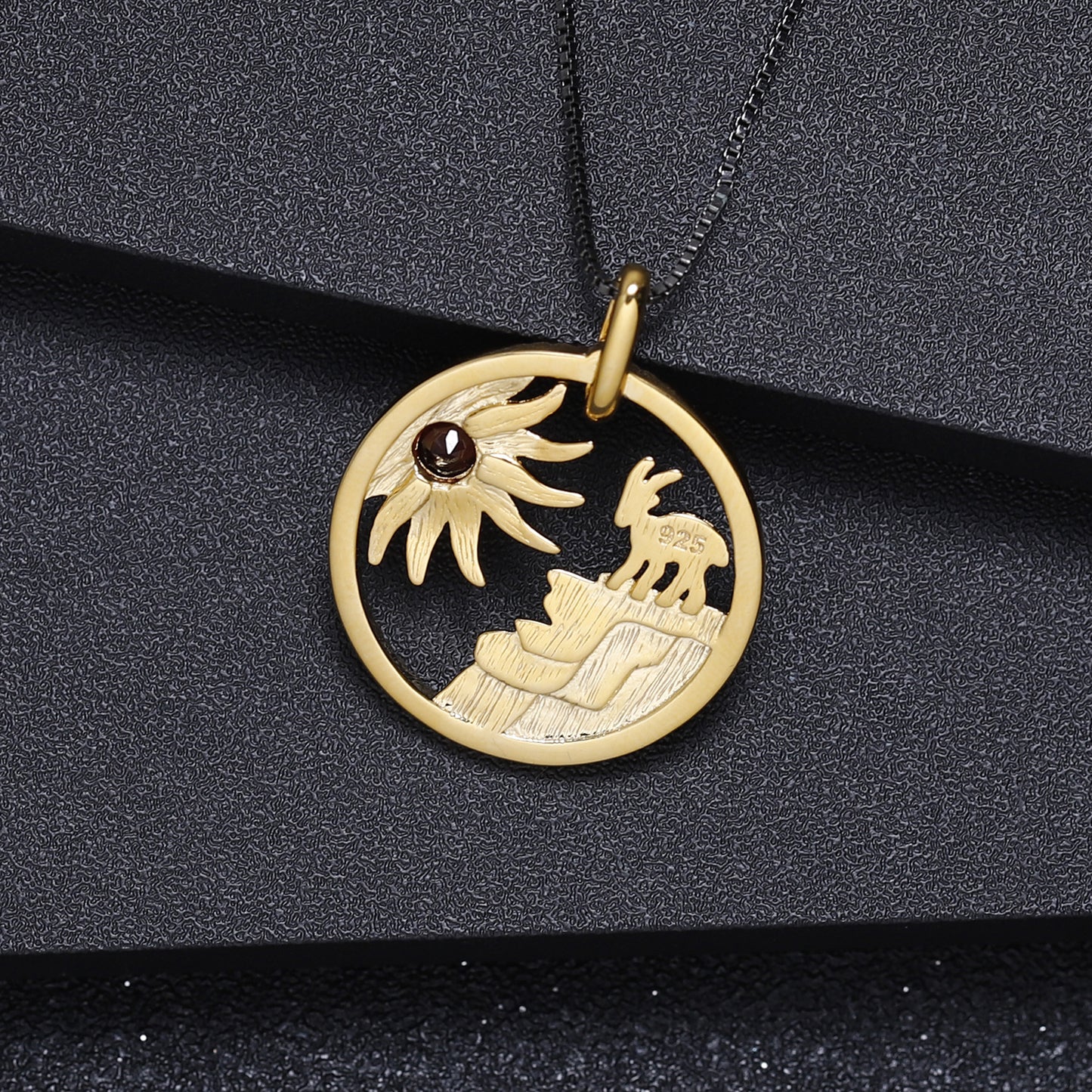 Designer High-Grade Gem Pendant Animal Nature Style Design925Silver Natural Yellow Crystal Necklace Pendant