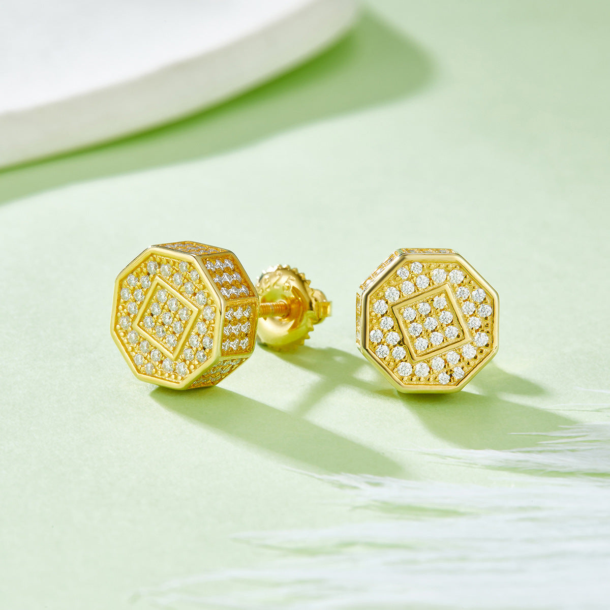 Unique Personality Rhombus Threaded Earrings Exquisite Gold Color Ear Jewelry s925Sterling Silver Moissanite Stud Earrings