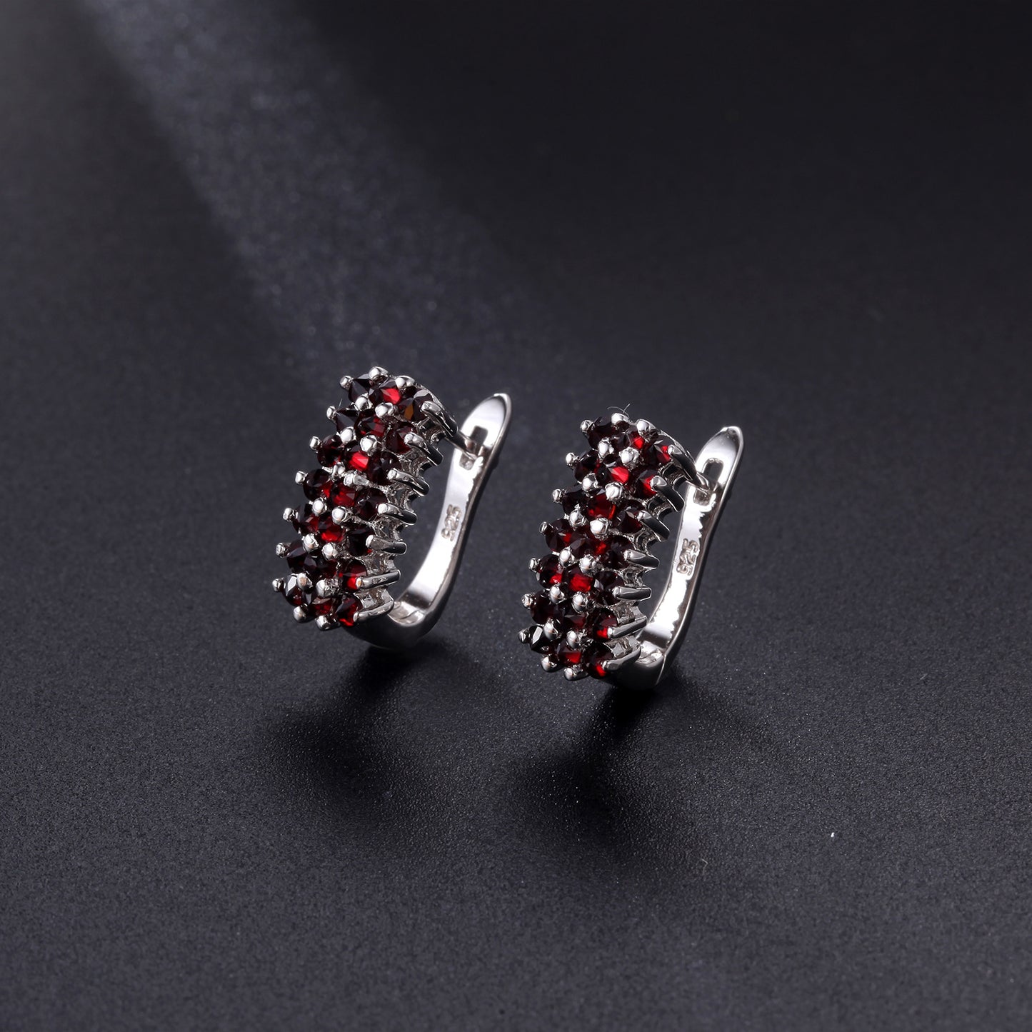 Elegant natural white topaz earrings s925Sterling Silver Inlaid Black Garnet Stud Earrings with British Clasp Integrated Silver Earrings