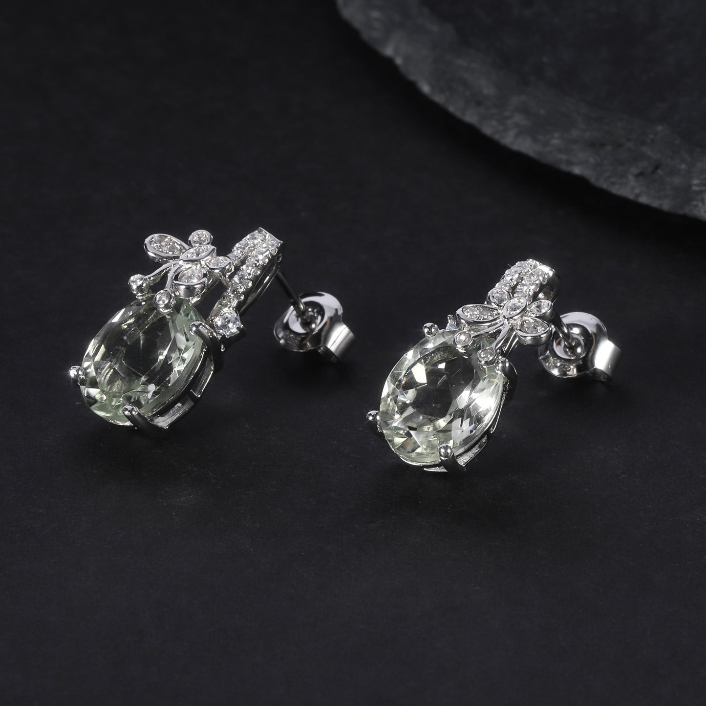 Luxurious Natural Gemstone Earrings Sense of Design s925Silver Inlaid Natural Gemstone Green Amethyst Earrings