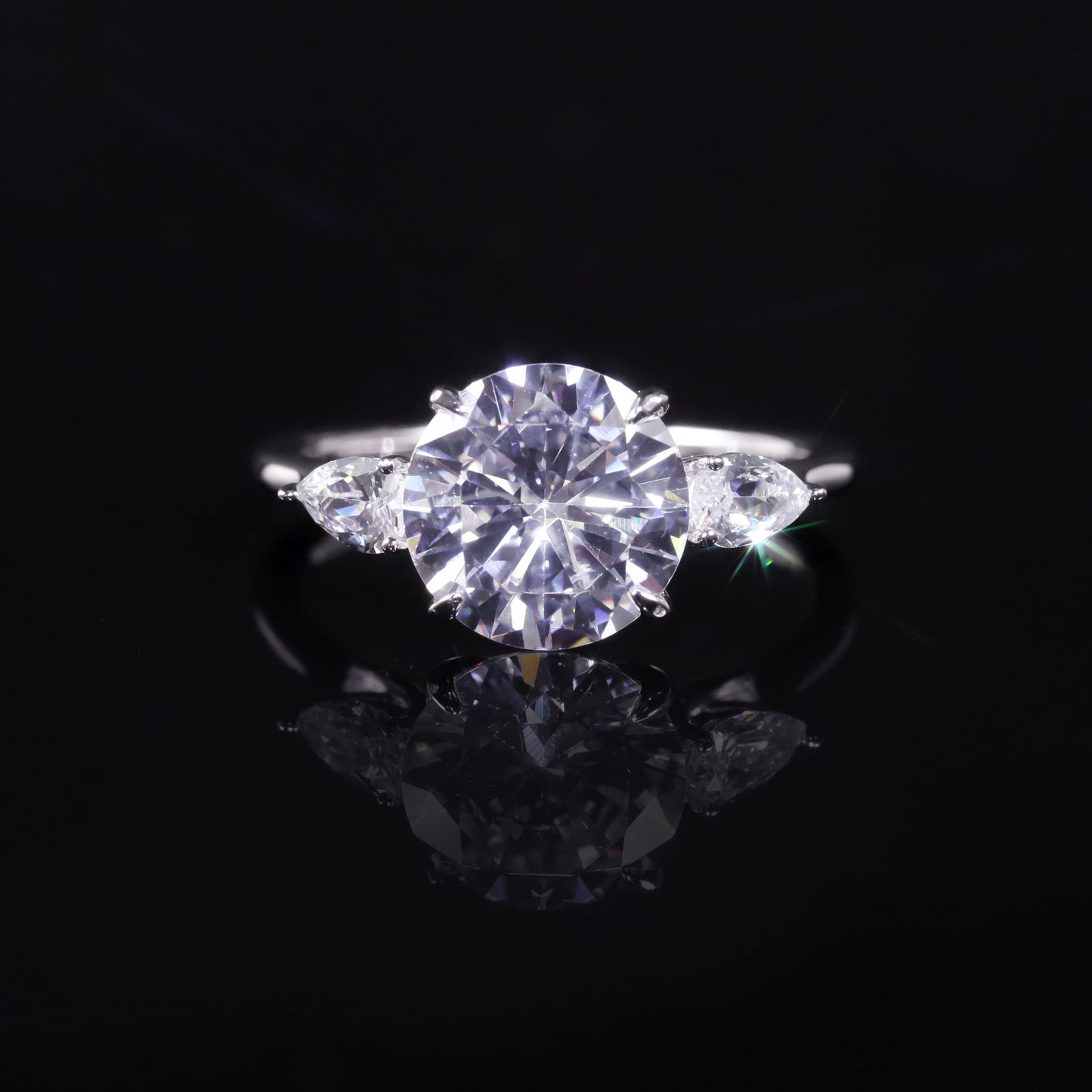 Stylish round3Carat Large Main Stone Ring Cushion Shape s925Sterling Silver Moissanite Ring for Women