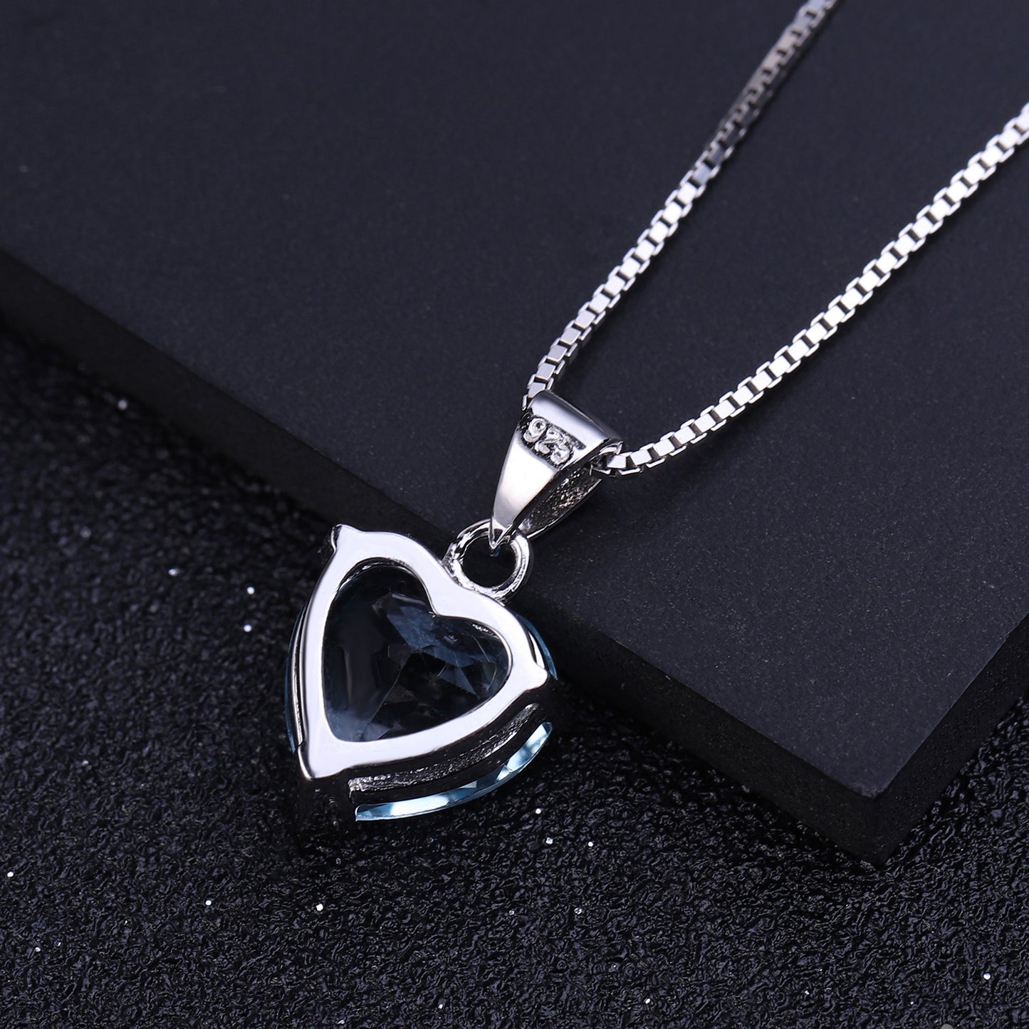 Factory Direct Supply Inlaid Topaz Necklace Heart-shaped design s925Sterling Silver Natural Gemstone Pendant Necklace
