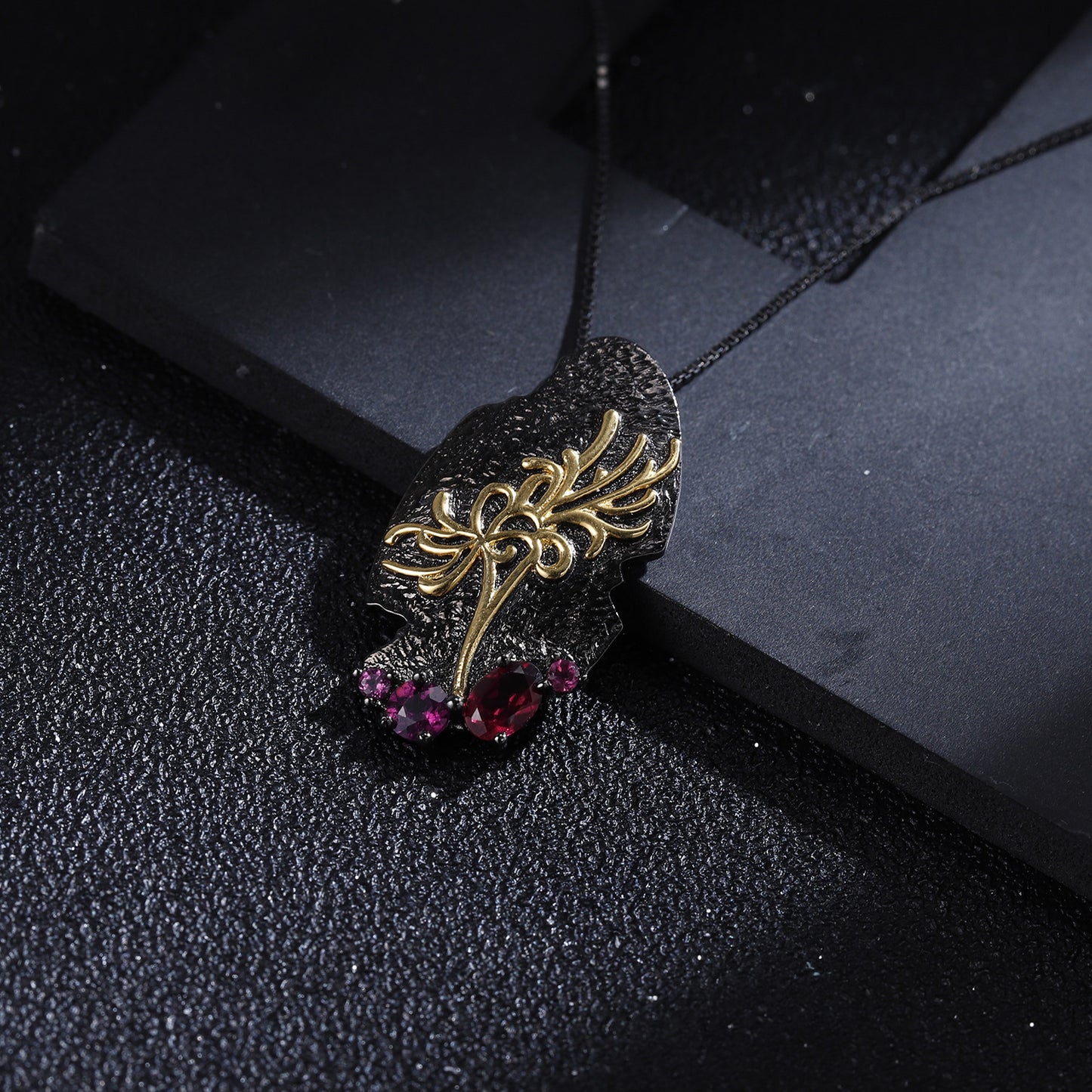 Designer High-End Natural Rose Pomegranate Pendant Georgia Design s925Silver Color Gemstone Necklace Pendant