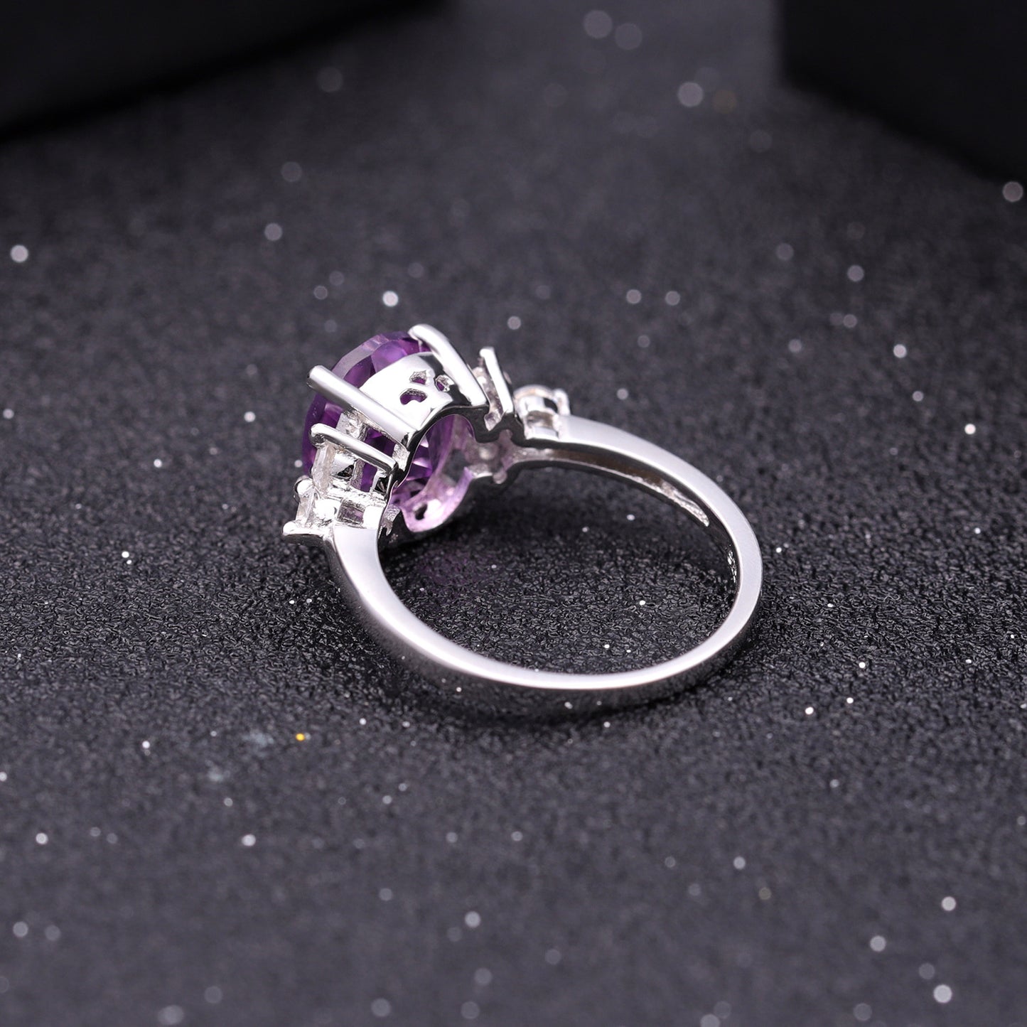 Luxurious High-End Natural Gemstone Ring Fashionable and Elegant Inlaid Gemstone s925Silver Natural Amethyst Ring