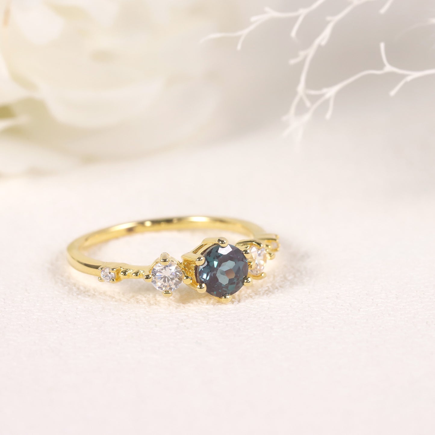 Minimalist Fresh Style Shifting Stone Ring s925Silver Inlaid Synthetic Alexandrite Gemstone Ring