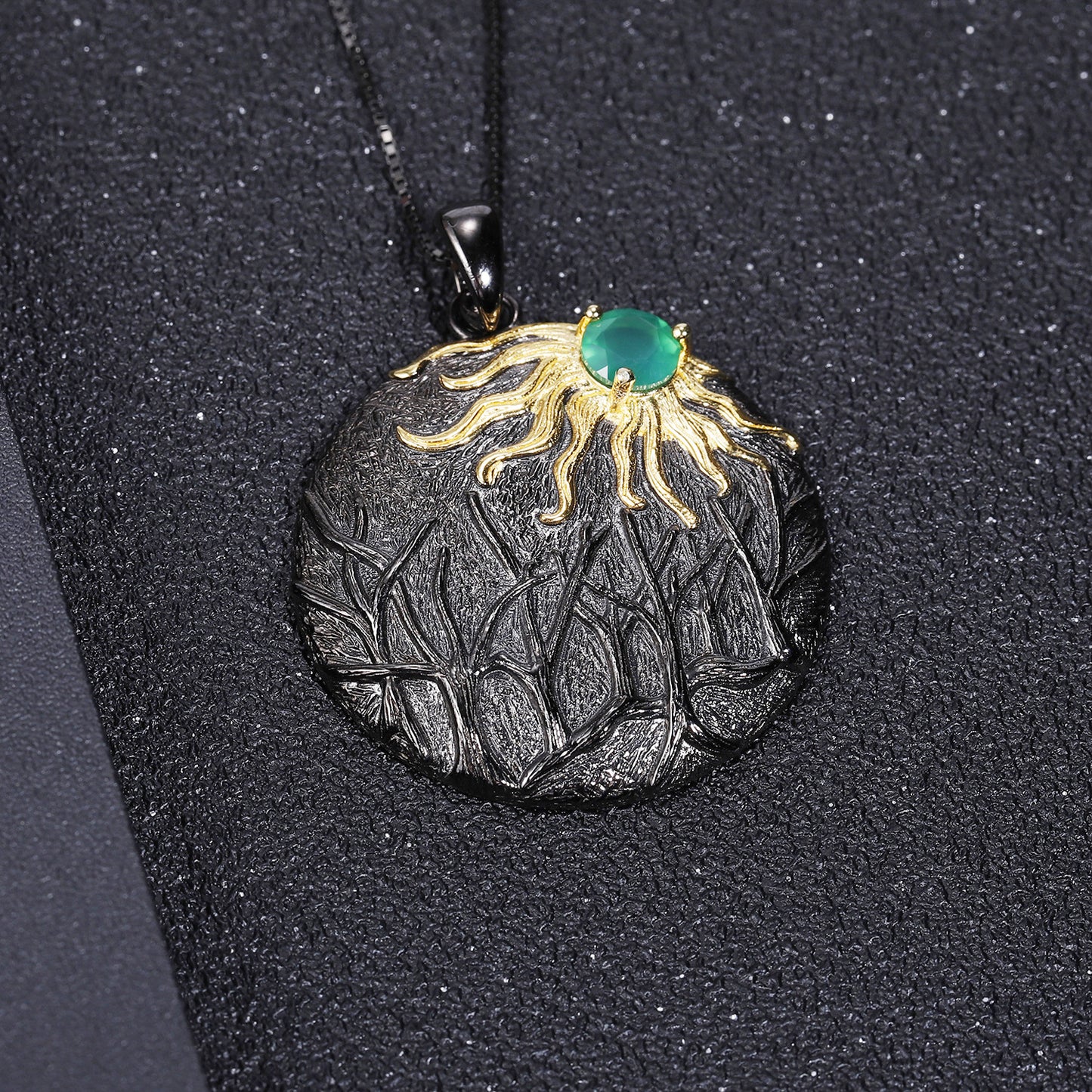 Designer Vintage Style Pendant Shan Hai Jing Kuafu Chasing the Sun Design s925Silver Natural Gemstone Necklace Pendant