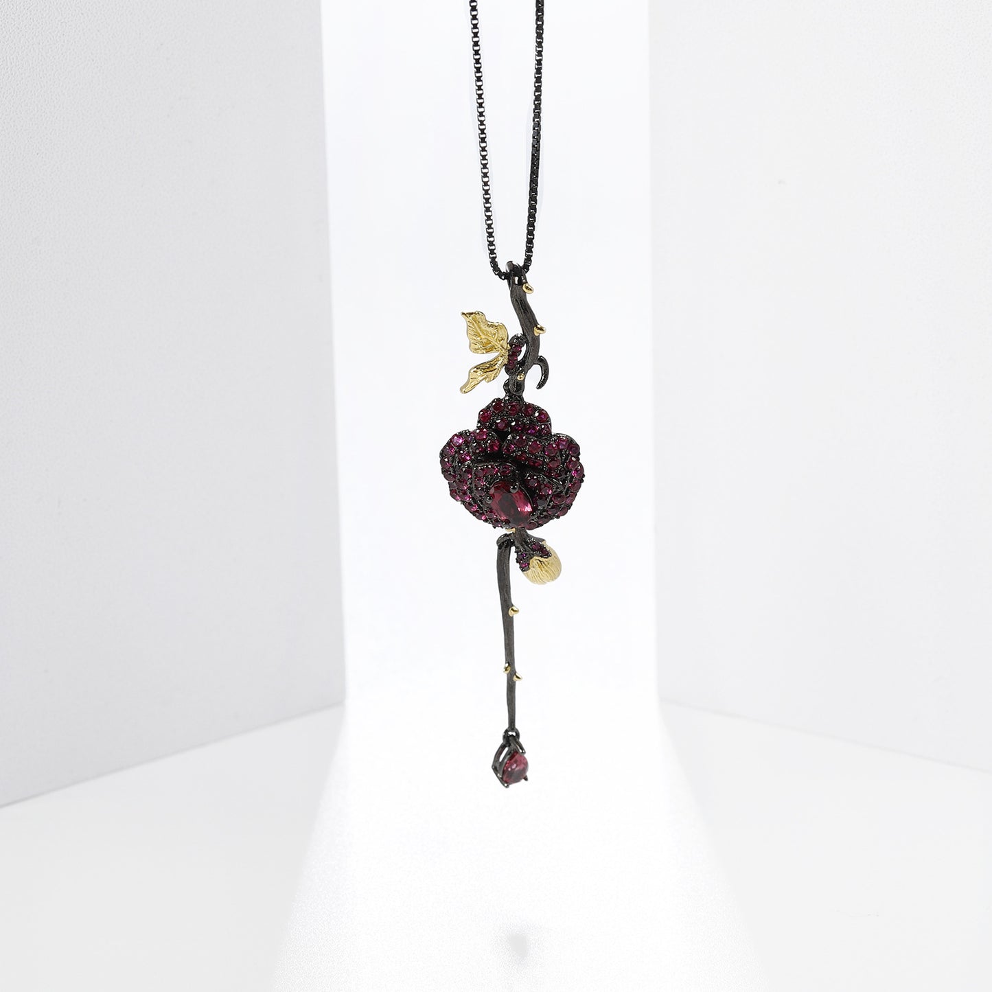 Secret Garden Designer Pendant Natural Rose Design s925Sterling Silver Natural Gemstone Necklace Clavicle Chain