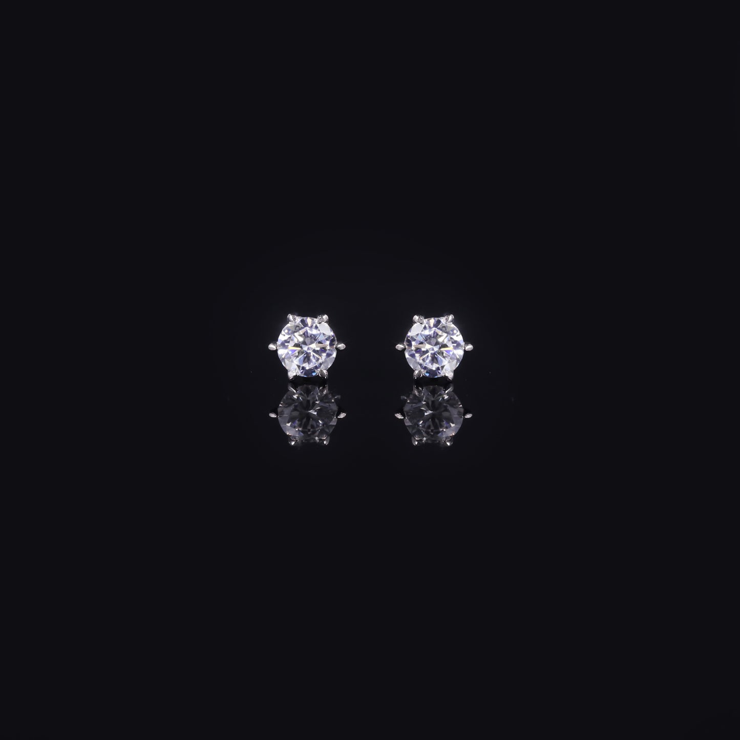 Simple and Pure18k Gold earrings with six claws0.3Carat Moissanite Earrings9/10/14k Gold Earrings Platinum Studs