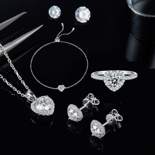 Light Luxury925Silver Necklace Earrings Bracelet Three-Piece Set Heart Design Inlaid Moissanite Pendant Jewelry Set
