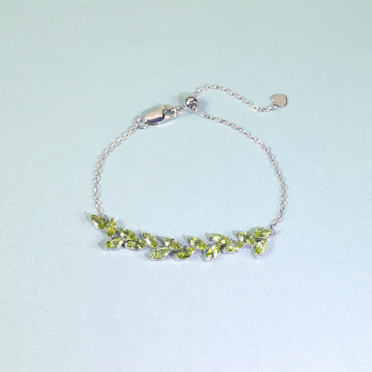 Fashionable and Elegant Willow Leaf Peridot Bracelet with Olive Stone s925Sterling Silver Inlaid Natural Gemstone Bracelet for Women