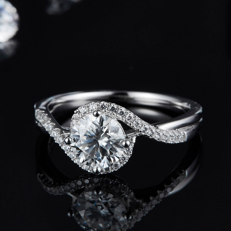 New Angel Eye Shape Moissanite Ring925Sterling Silver Plated18k Gold Inlay1Carat Moissanite Ring