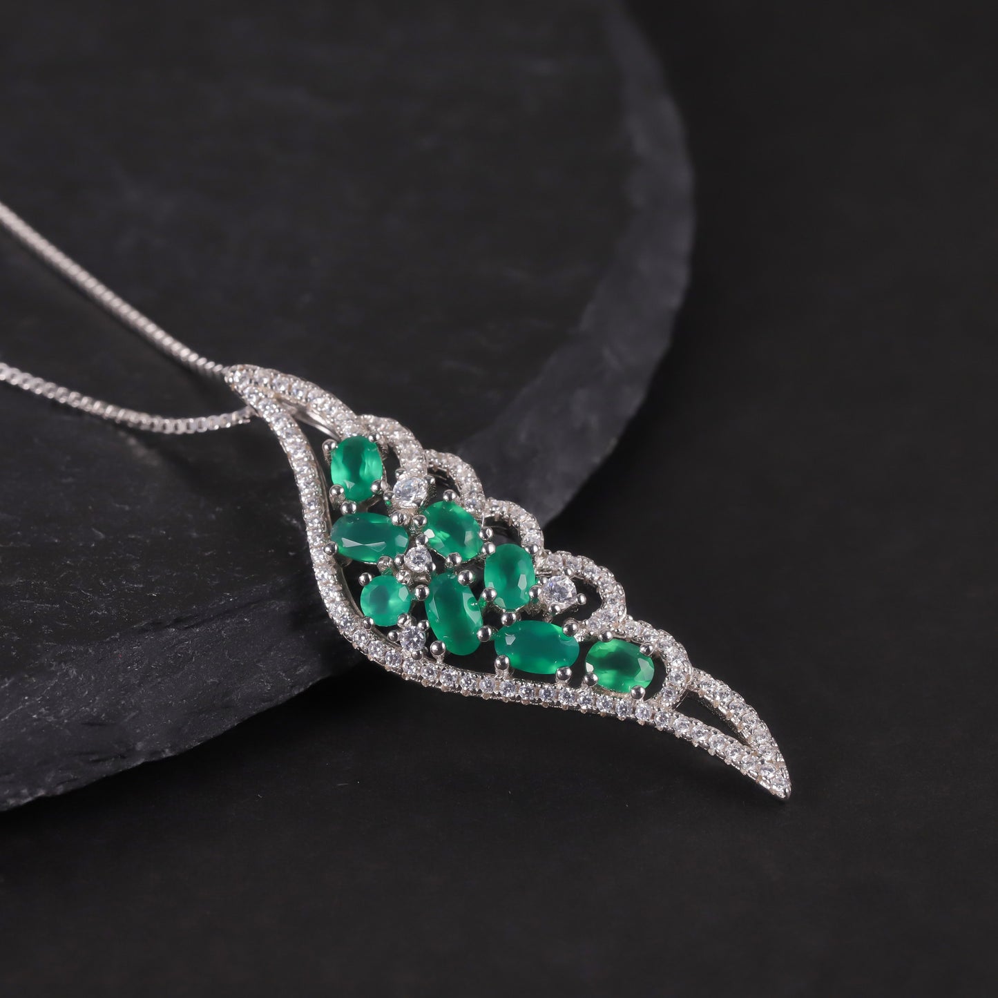 Angel's Wings Natural Garnet Necklace s925Sterling Silver Inlaid Green Chalcedony Topaz Pendant Wings New Style