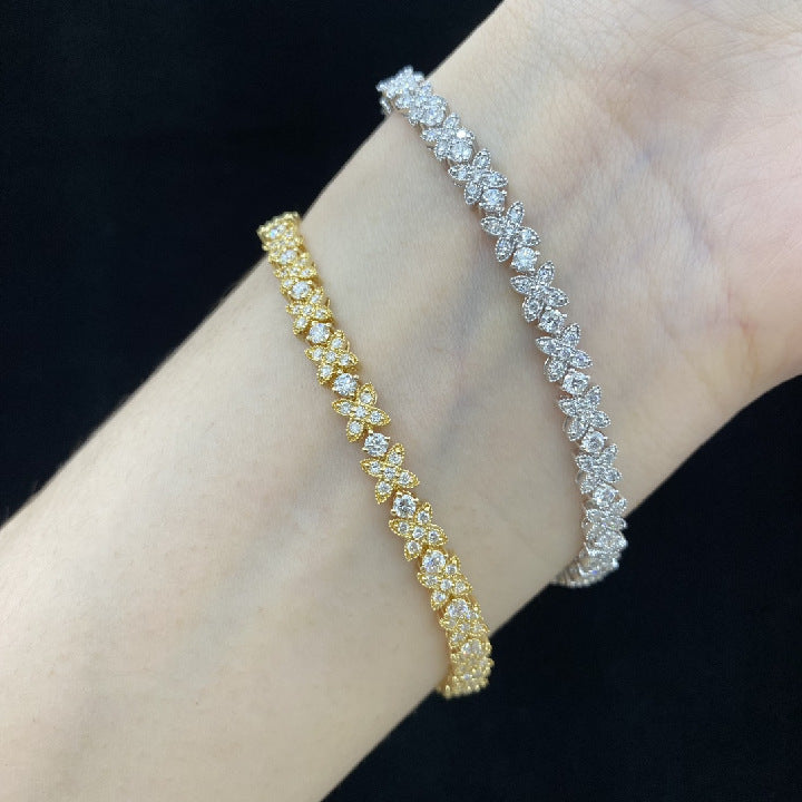 Bright Diamond18k Gold Bracelet with Cultivated Diamond Flower Au750Platinum Bracelet Full of Diamonds with a Sense of Design