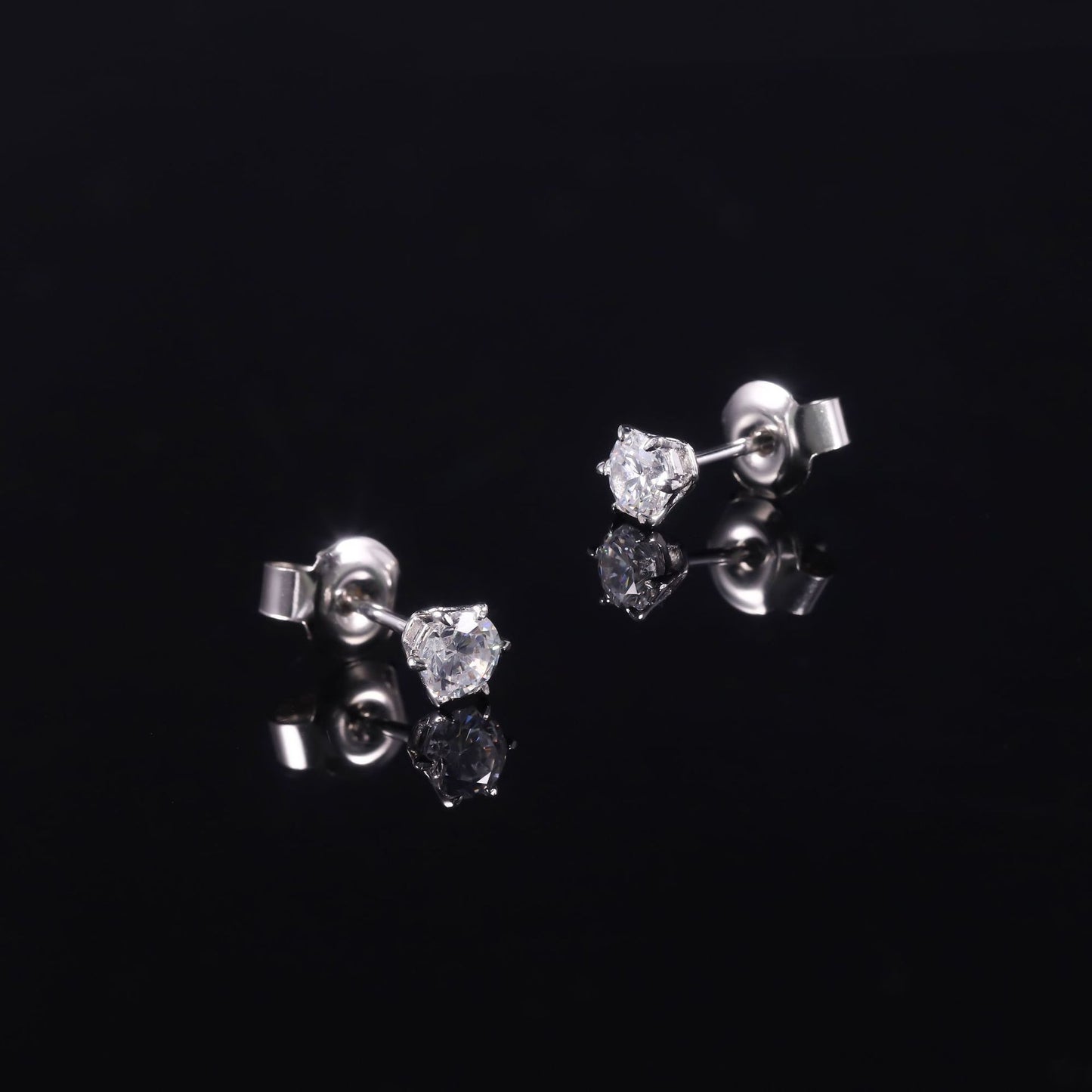 Simple and Pure18k Gold earrings with six claws0.3Carat Moissanite Earrings9/10/14k Gold Earrings Platinum Studs