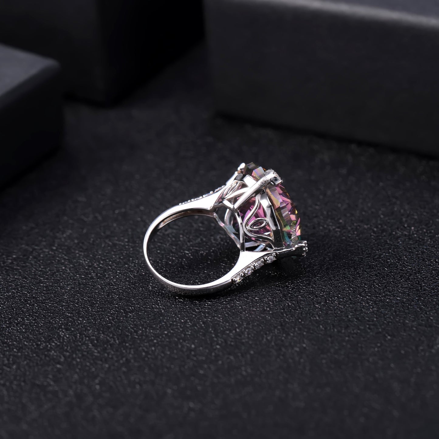 New Luxurious Irregular Gemstone Ring for Women Fashionable High-end Personality s925Silver Inlaid Colorful Crystal Ring