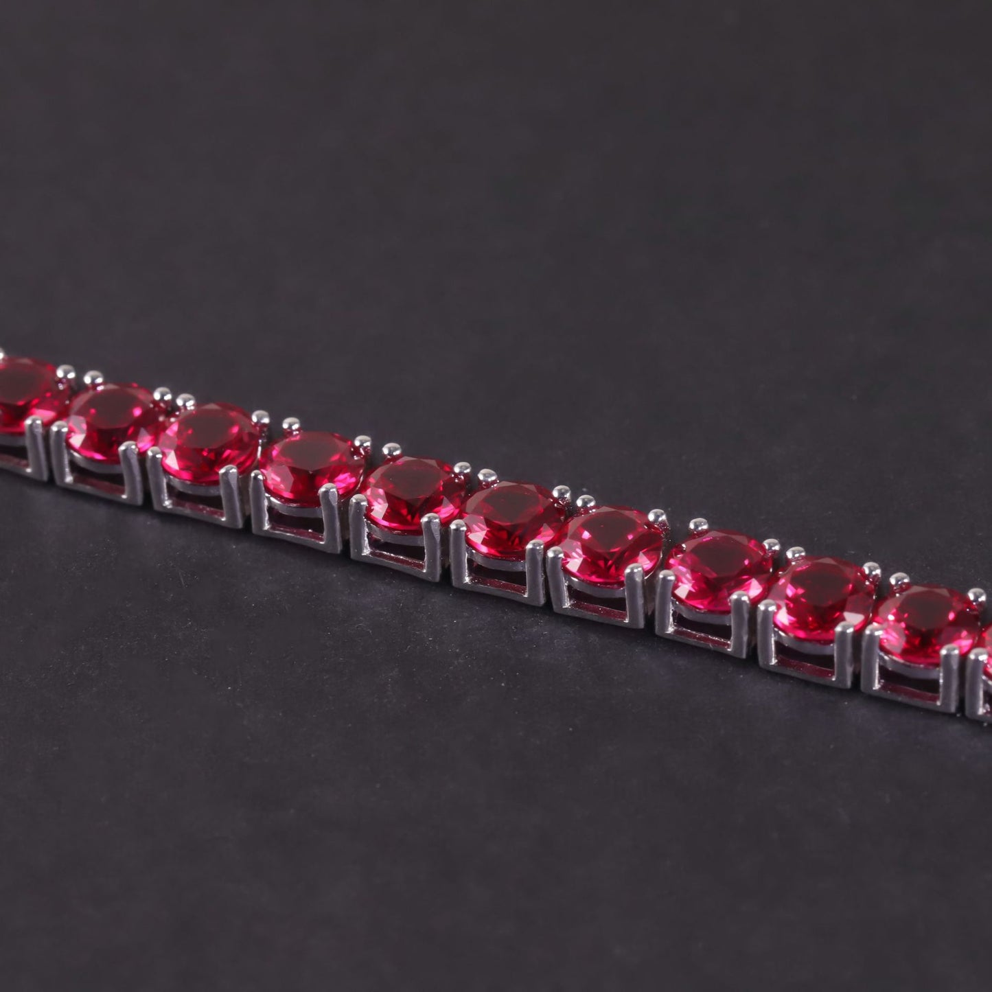 Summer New Style Pigeon Blood Ruby Bracelet5mm Tennis Chain s925Sterling Silver Inlaid Cultivated Ruby Bracelet Light Luxury