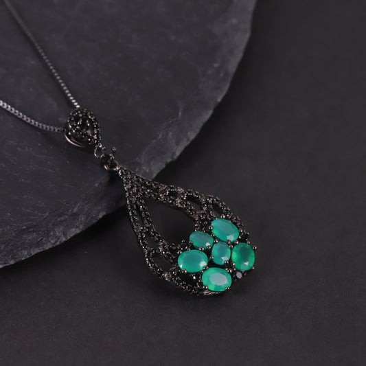 Black Gunmetal Natural Opal Necklace s925Sterling Silver Inlaid Green Chalcedony Amethyst Pendant Niche Dark Style