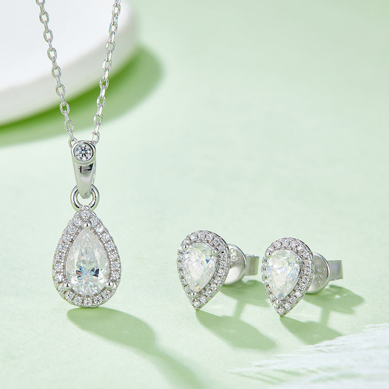 Classic Water Drop Pear-Shaped Earrings Necklace s925Sterling Silver Inlaid1Carat Moissanite Jewelry Set