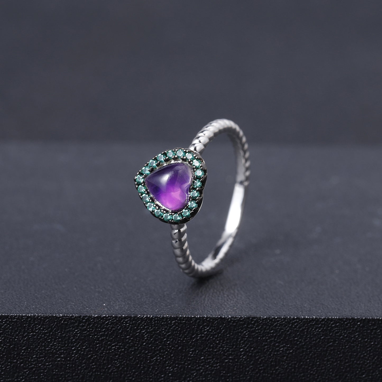 Luxurious and Unique Natural Amethyst Heart Ring Fashion Design s925Sterling Silver Inlaid Gemstone Ring