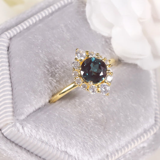 Classic and Simple s925Silver Inlaid Synthetic Alexandrite Gemstone Ring TikTok Color-Changing Stone Ring
