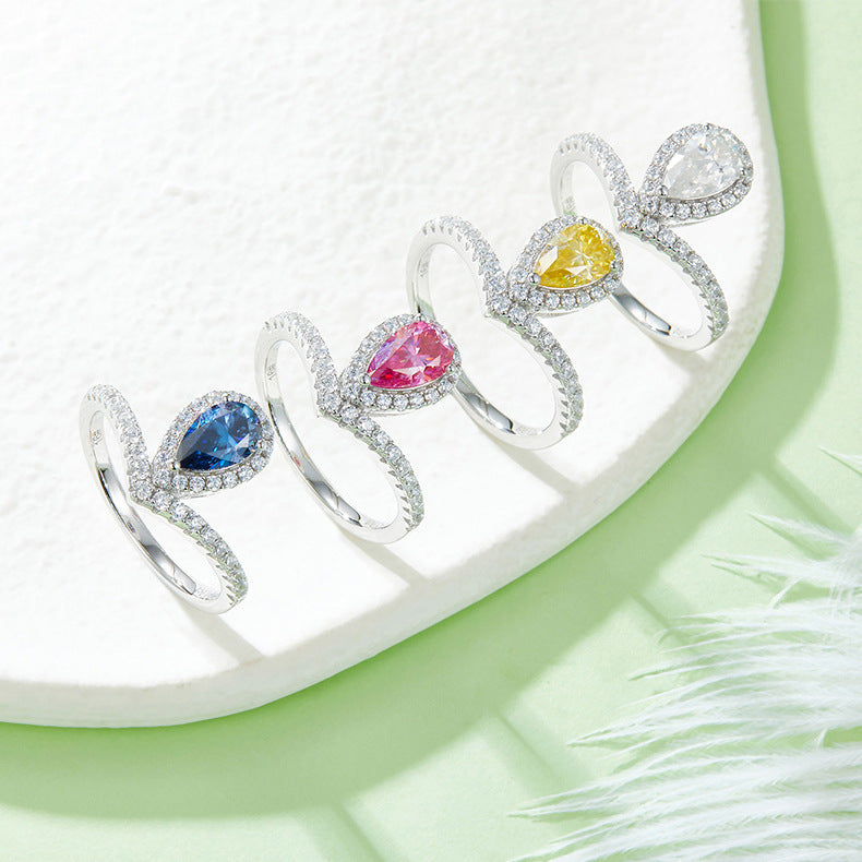 Fashion Crown Water Drop V Shaped Ring s925Silver1Carat Colorful Moissanite Ring Wholesale
