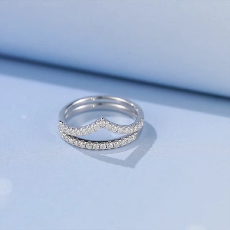 Minimalist Fashion Luxury Women's Moissanite Ring s925Sterling Silver Inlaid Moissanite Gemstone One Word v Character Ring