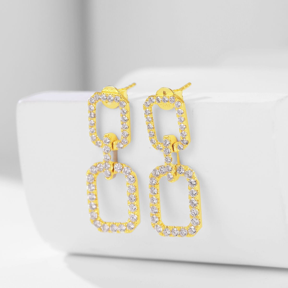 Chanel Style Square Buckle18k Gold Stud Earrings Inlaid with Cultivated Diamonds Geometric Earrings High-end Jewelry Diamond Platinum Stud Earrings