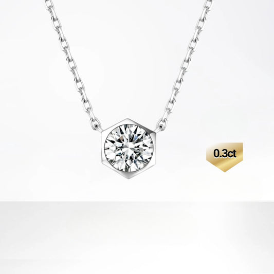 Simple18k Gold Inlaid Cultivated Diamond Necklace Genuine Diamond0.3Hexagonal Pendant Au750k Gold Clavicle Chain