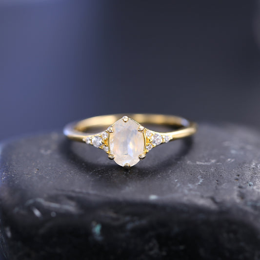 Fashion s925Sterling Silver Inlaid Natural Cream Blue Moonstone Ring Elegant Fine Craftsmanship Rose Gold Ring