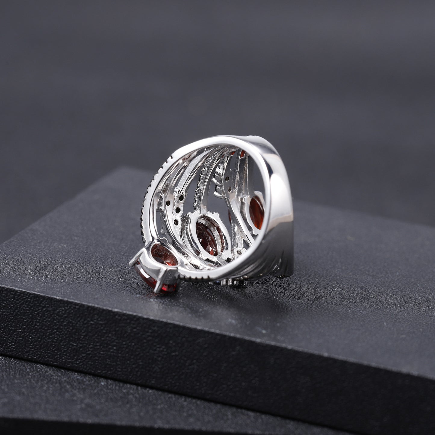 Luxurious and High-end Natural Garnet Ring with a Sense of Design Prosperous Series s925Silver Natural Colored Gems Ring