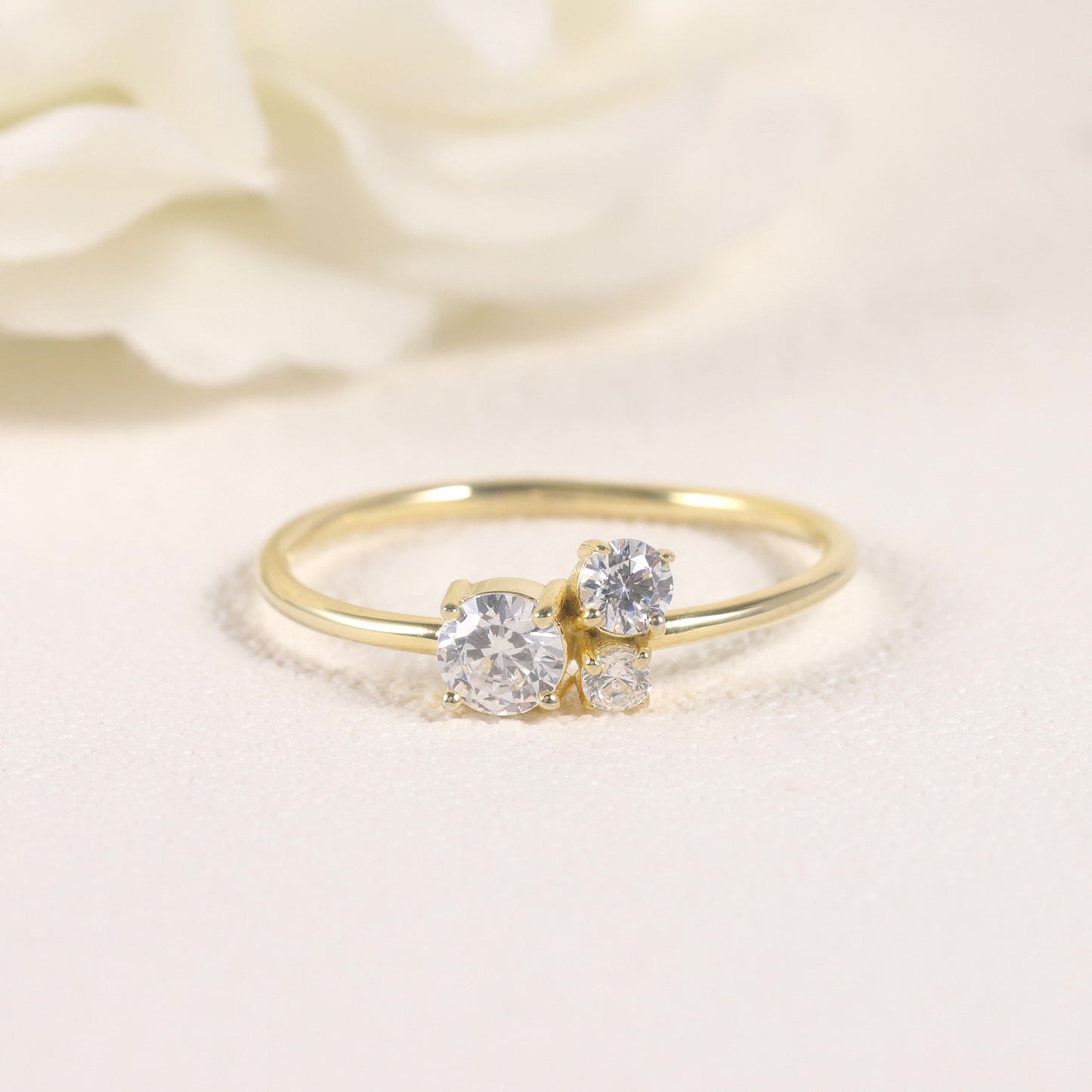 ins Elegant and Sophisticated Ring s925Sterling Silver Moissanite Inlaid Gold Dawn Series Small Ring for Men and Women