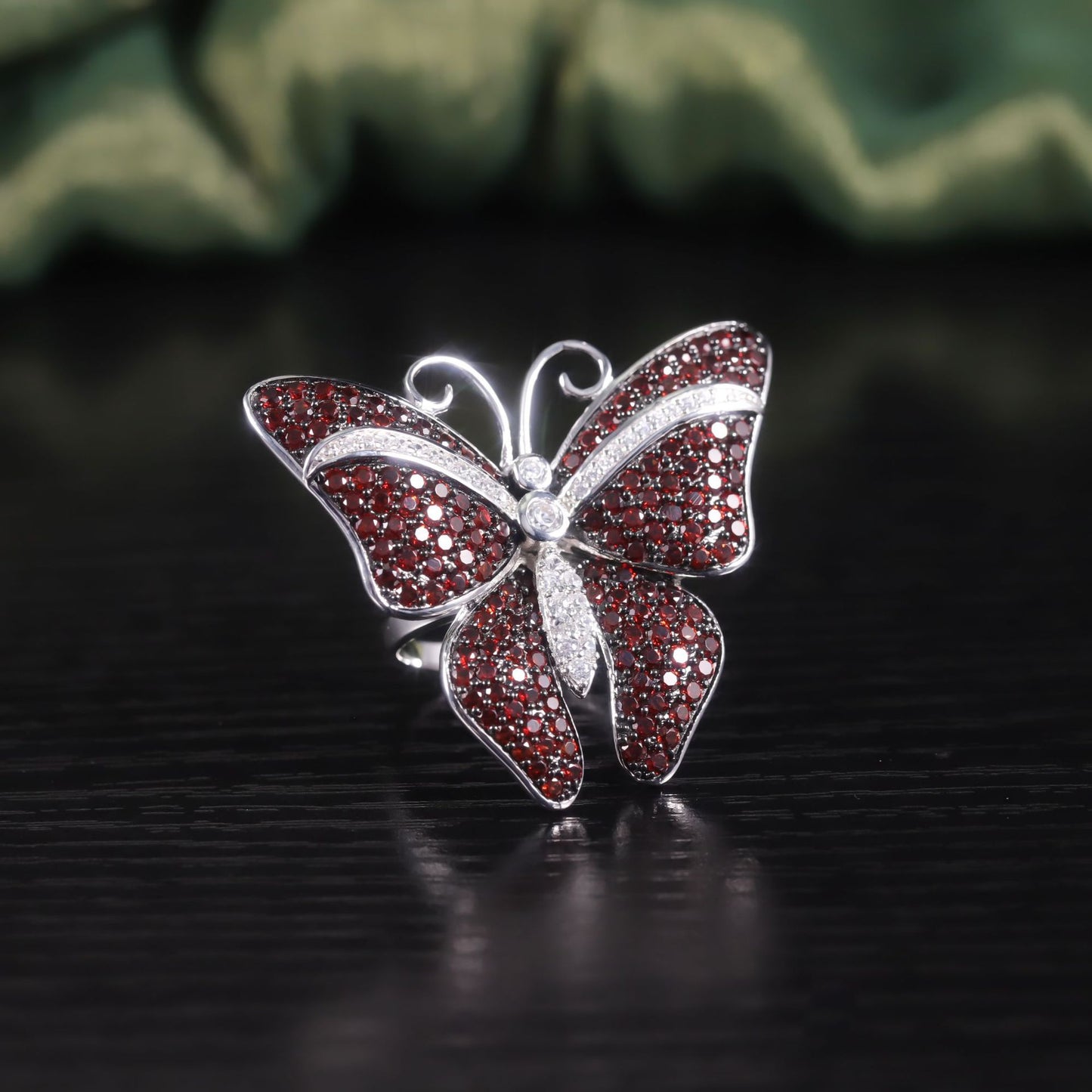 Exaggerated Gemstone Ring s925Sterling Silver Inlaid Natural Garnet Ring Luxurious Large Butterfly Ring for Women