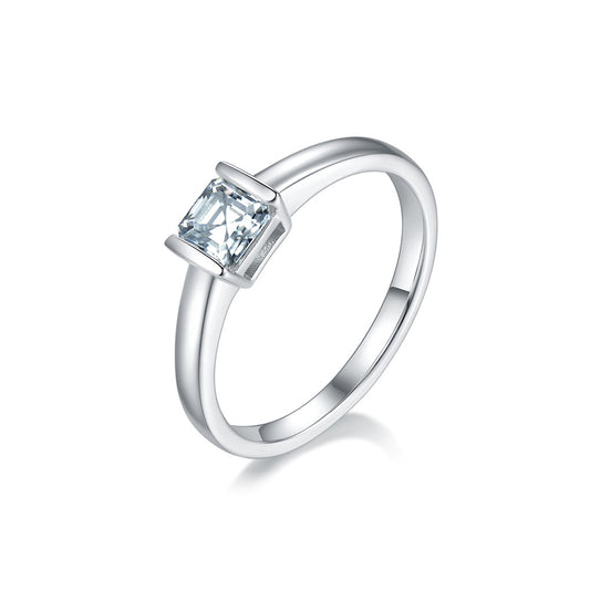 Simple s925Sterling Silver Inlaid0.5ct Square Moissanite Ring for Women Wholesale