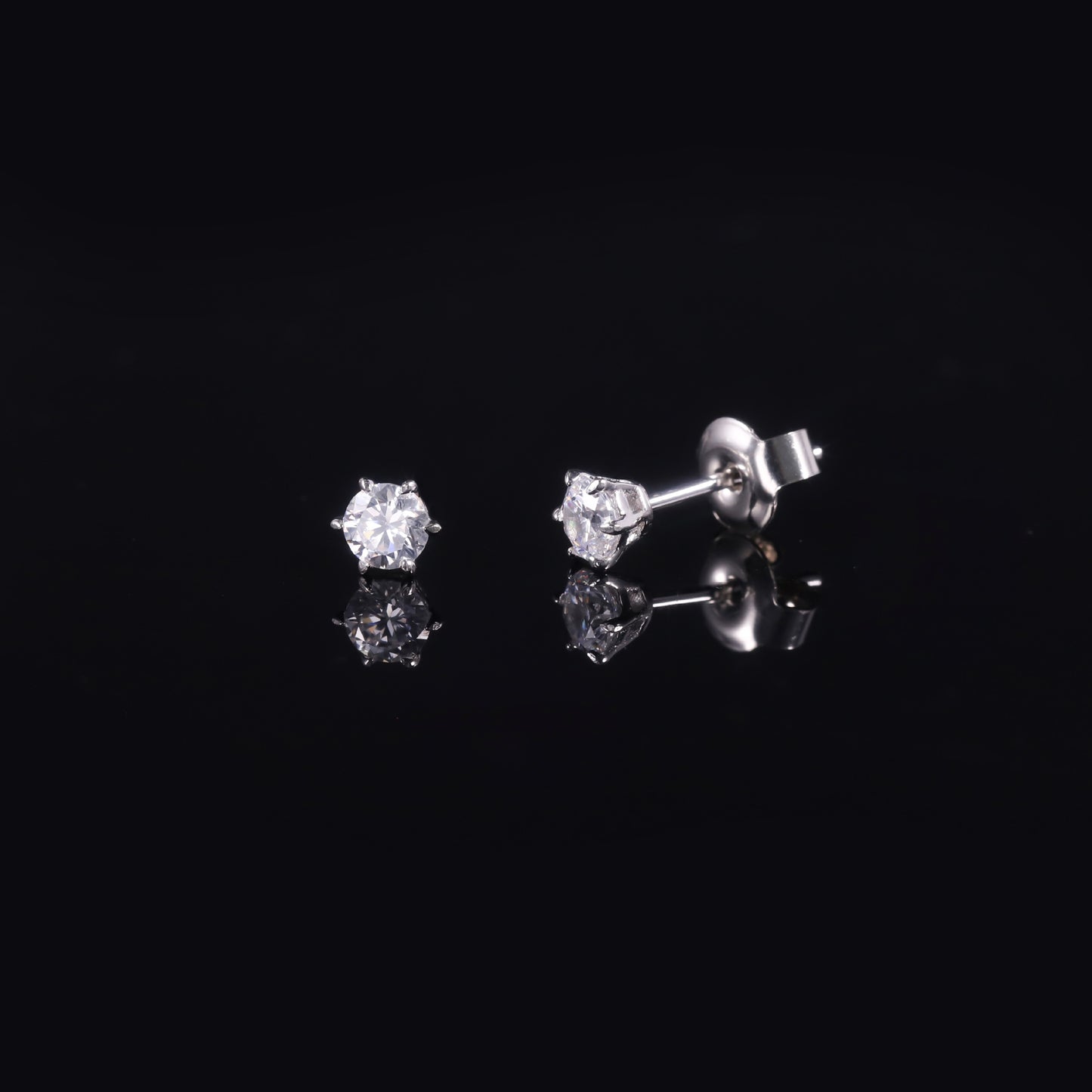 Simple and Pure18k Gold earrings with six claws0.3Carat Moissanite Earrings9/10/14k Gold Earrings Platinum Studs