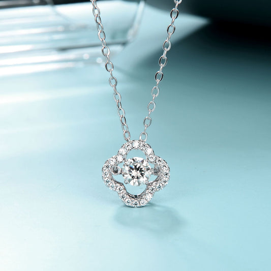 925Silver Fine Craft Inlaid Moissanite Necklace Pendant Versatile Light Luxury Internet Celebrity Design Dynamic Clover Necklace
