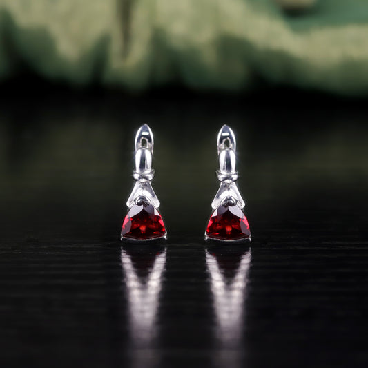 Delicate and Exquisite Gemstone Earrings Natural Topaz Studs Triangle Shape s925Sterling Silver Inlaid Garnet Earrings