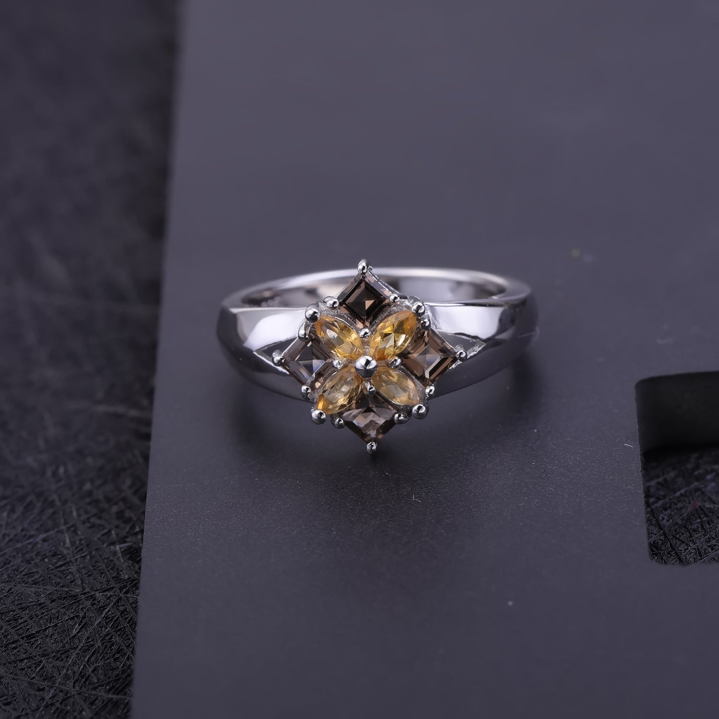 Luxurious Design Natural Gemstone Ring for Women Fashion Temperament s925Sterling Silver Inlaid Natural Gemstone Ring