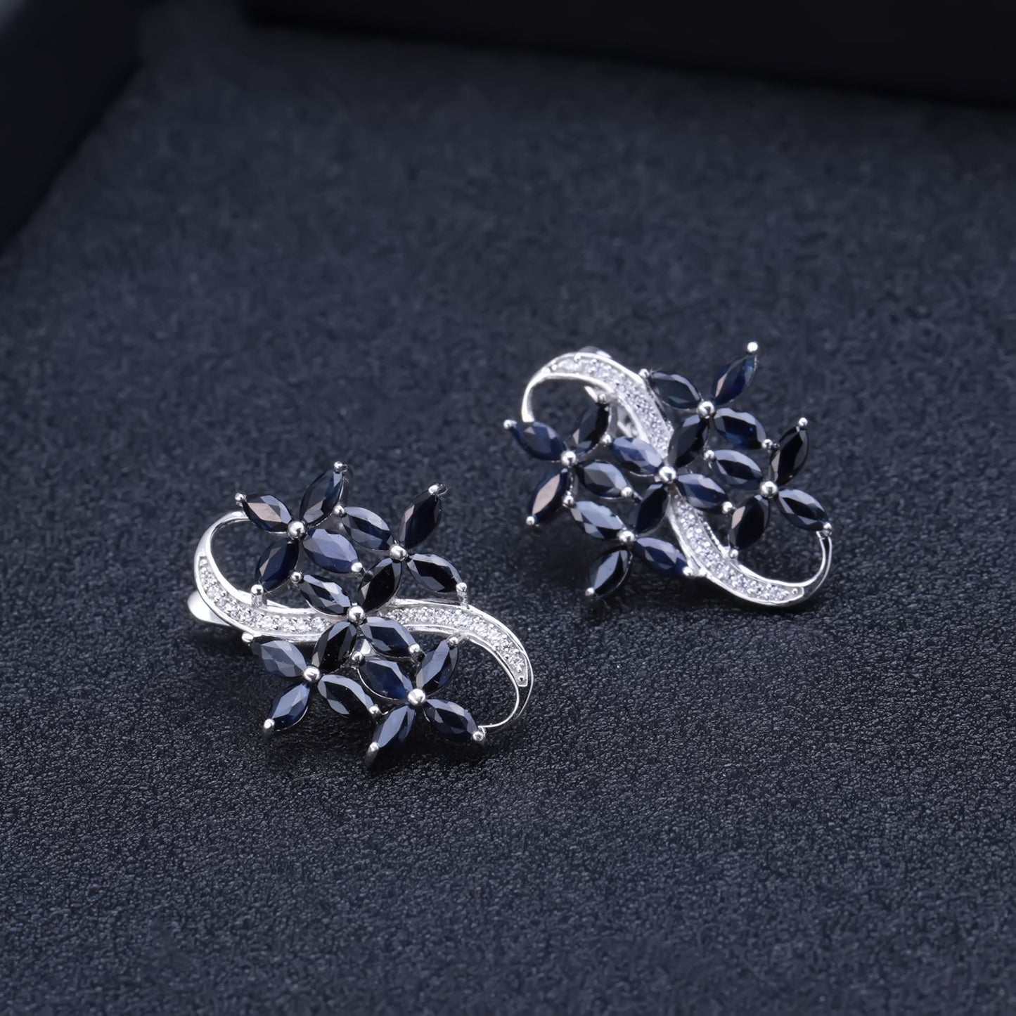 Design-inspired Sapphire Earrings Advanced Sense s925Silver Inlaid Natural Gemstone Earrings