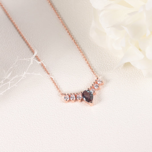 Unique Pear-Shaped Gemstone Necklace s925Silver Rose Gold Plated Unique Niche Lab-Grown Color-Changing Sapphire Necklace