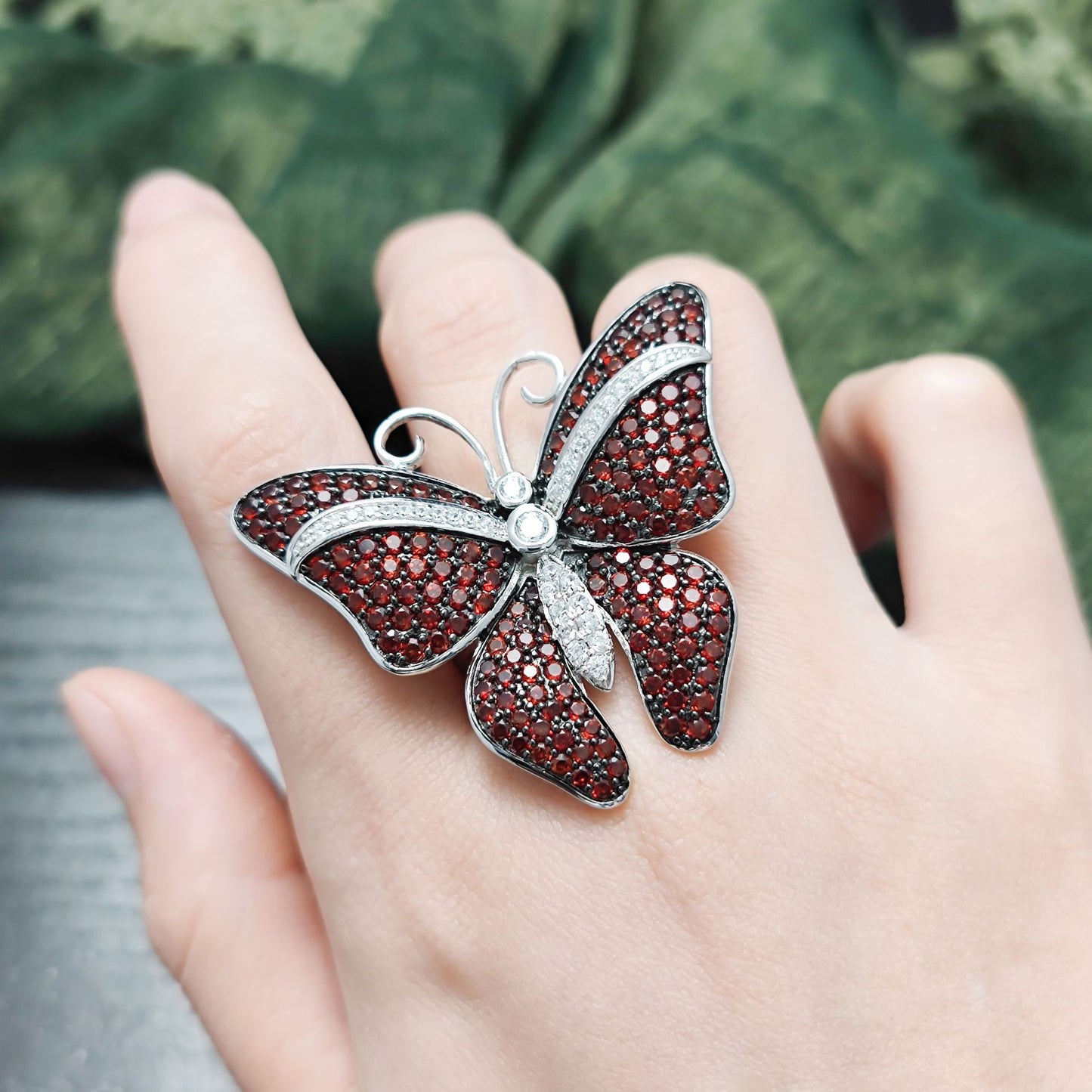 Exaggerated Gemstone Ring s925Sterling Silver Inlaid Natural Garnet Ring Luxurious Large Butterfly Ring for Women