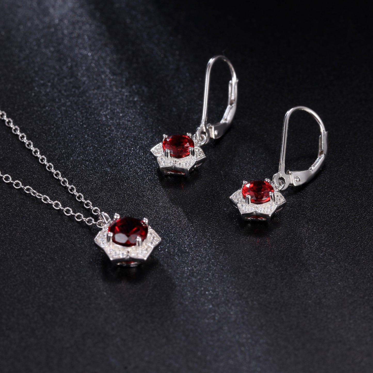 New Design Luxury Garnet Gemstone Earrings French Romance s925Silver Inlaid Natural Gemstone Earrings