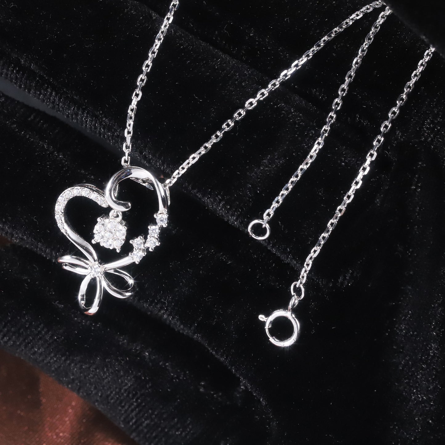 Korean Style Sweet and Luxurious Jewelry Set for Girls9/10/14/18k White Gold Clavicle Chain Cultivated Diamond Necklace